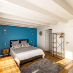 Chambre Le Chais avec lit 160x180 cm matelas hôtelier, maison d'hôtes La Plordonnière Mornac-sur-Seudre